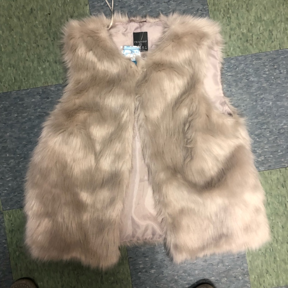 Fur vest